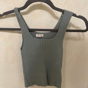 Brandy Melville super cute top